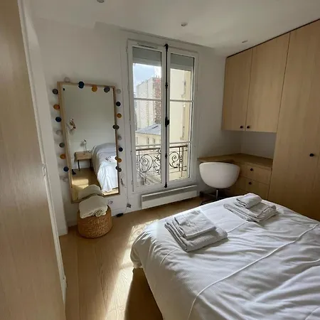 Hipster North Apartment Paris
